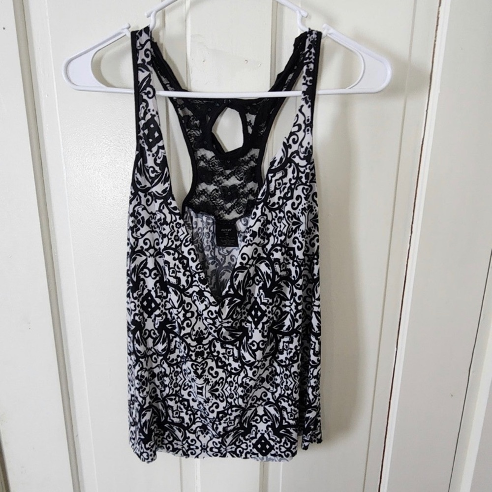 Apt 9 womans Tank Top size xs
